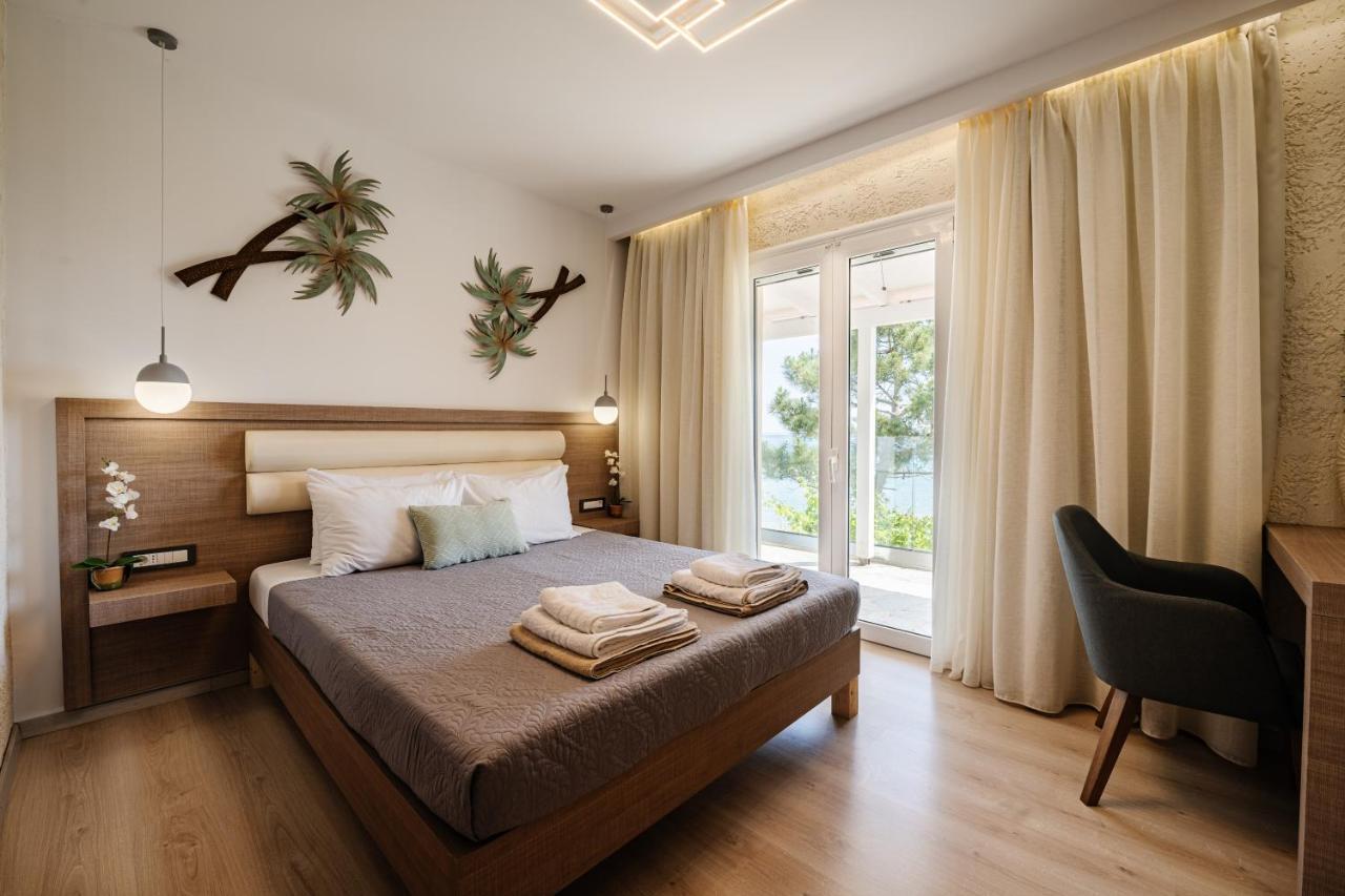 Addimare Sea View Villa, And Events Venue อาลีเกส ภายนอก รูปภาพ