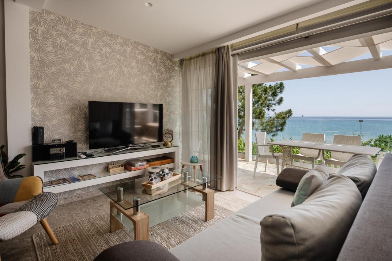 Addimare Sea View Villa, And Events Venue อาลีเกส ภายนอก รูปภาพ